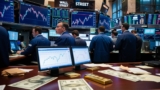 Liberation Day Approaches: Trump’s Tariff Announcement Sends Forex Traders Scrambling